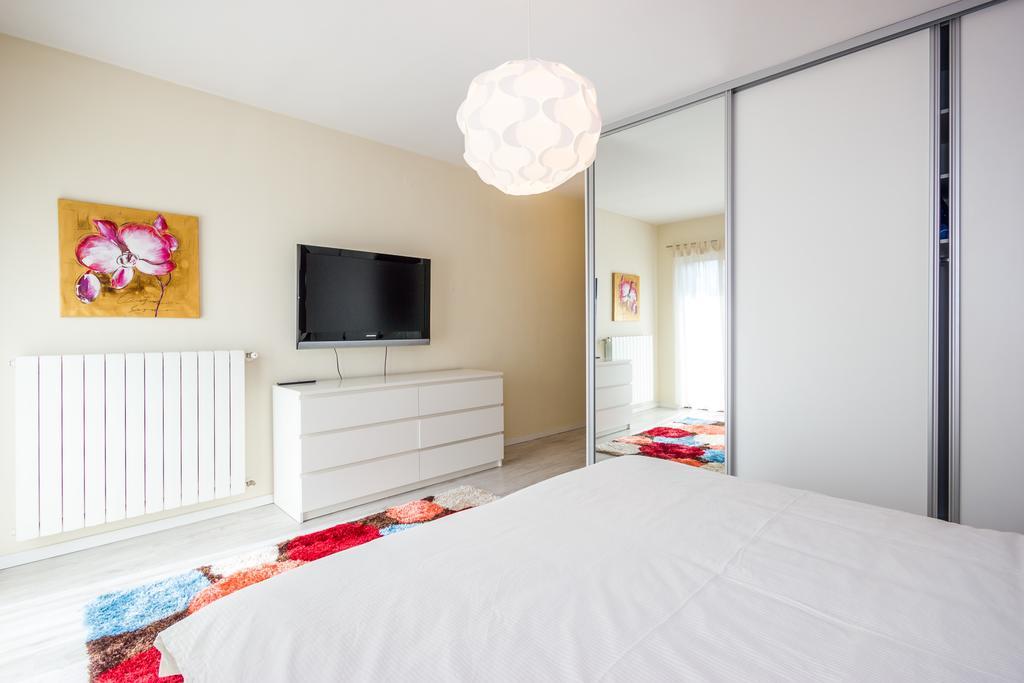 Cozy And Modern Apartments 카스타브 객실 사진